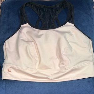 Livi sport bra size 16 (like L -XL) lightpink/ black